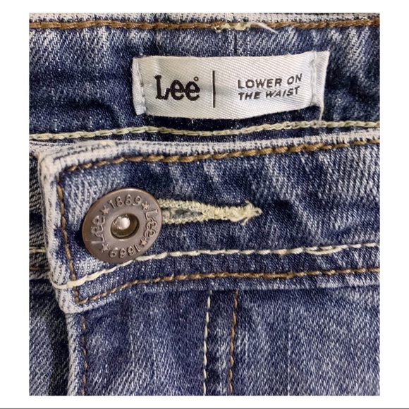Lee Denim Shorts Mom’s Style Mid Wash Blue Size 12 - Picture 12 of 15